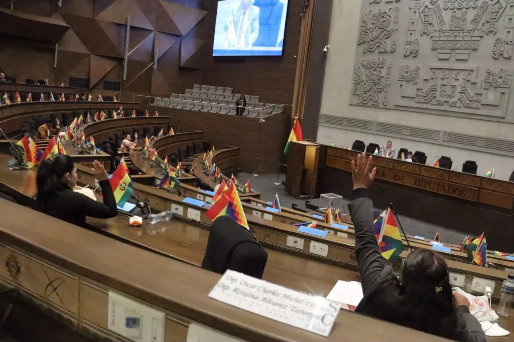 Aprueban contrato de litio con Uranium One en vísperas de elecciones y en medio de&nbsp;críticas